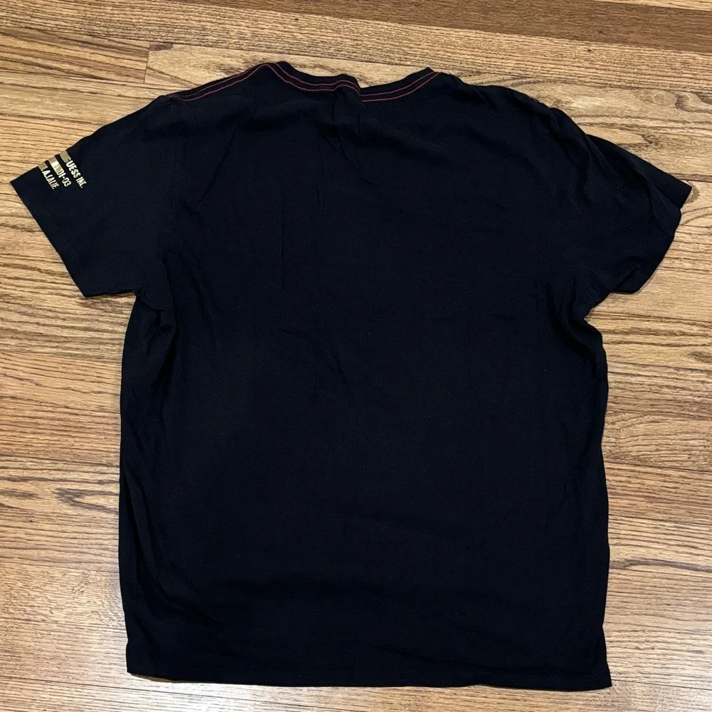 Guess Black and White Graphic Tee - Picture 3 of 3